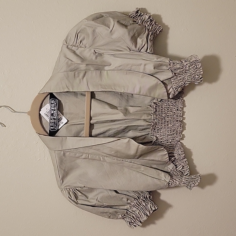 Cropped jacket